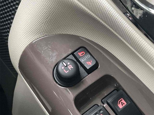 ムーヴキャンバス Ｇメイクアップリミテッド　ＳＡＩＩＩ　純正フルセグナビ　純正ドラレコ　ＥＴＣ　全周囲カメラ　両側電動スライドドア　衝突被害軽減システム　オートマチックハイビーム　オートライト　ＬＥＤヘッドランプ　スマートキー　アイドリングストップ（11枚目）