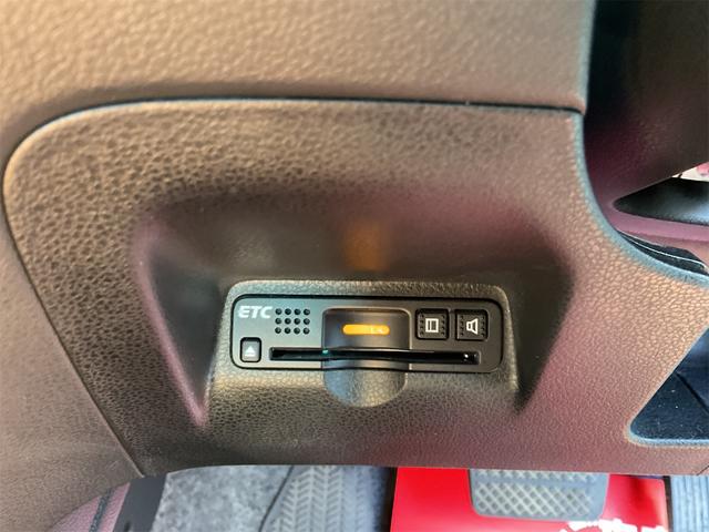 フィット G・10thアニバーサリー ETC フルセグナビ スマートキー 電動格納ミラー CVT 盗難防止システム 衝突安全ボディ ABS CD USB Bluetooth エアコン パワーステアリング パワーウィンドウ(8枚目)