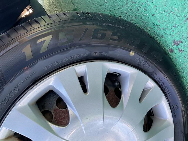 フィット G・10thアニバーサリー ETC フルセグナビ スマートキー 電動格納ミラー CVT 盗難防止システム 衝突安全ボディ ABS CD USB Bluetooth エアコン パワーステアリング パワーウィンドウ(31枚目)