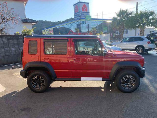 ジムニーノマド FC 4WD クリアランスソナー オートクルーズコントロール レーンアシスト 衝突被害軽減システム オートライト LEDヘッドランプ ヘッドライトウォッシャー アルミホイール スマートキー(3枚目)