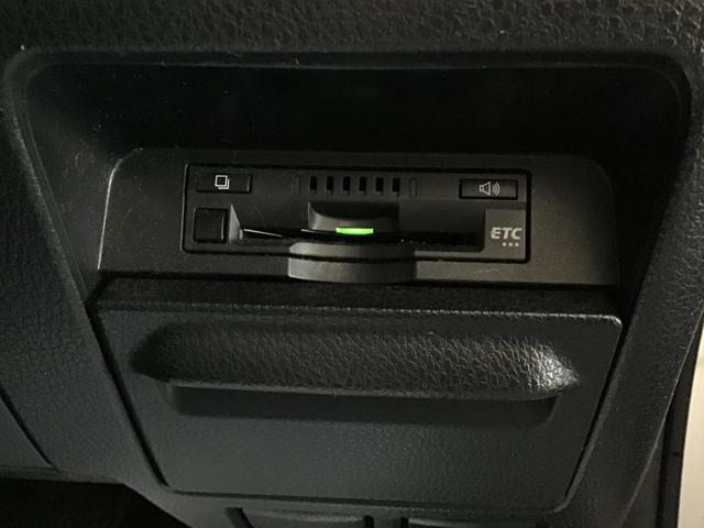 ヴォクシー ハイブリッドＺＳ　煌　純正１０インチナビ（フルセグ／ＢＴ）・バックカメラ・両側電動スライドドア・ＥＴＣ・シートヒーター・夏タイヤ４本付き・スマートキー（24枚目）