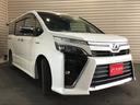 ヴォクシー ハイブリッドＺＳ　煌　純正１０インチナビ（フルセグ／ＢＴ）・バックカメラ・両側電動スライドドア・ＥＴＣ・シートヒーター・夏タイヤ４本付き・スマートキー（2枚目）