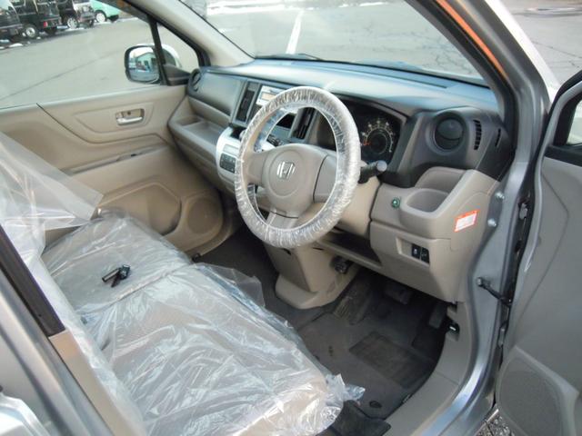 N-WGN G 電動格納ドアミラー スマートキー スペアキー有り プッシュスターター CDオーディオ CVT ABS ベンチシート 中古スタッドレスホイール付き有り(11枚目)