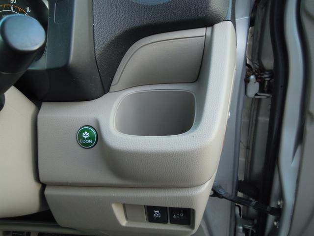 N-WGN G 電動格納ドアミラー スマートキー スペアキー有り プッシュスターター CDオーディオ CVT ABS ベンチシート 中古スタッドレスホイール付き有り(12枚目)