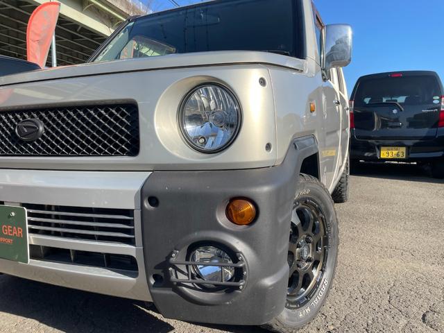 ネイキッド 　Ｆ　５ドア（3枚目）