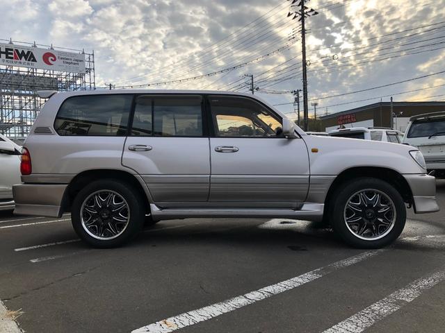 VXリミテッド フルタイム4WD フルエアロ 社外20インチAW クルーズコントロール 寒冷地仕様 シートヒーター リヤヒーター ミラーヒーター オートライト(6枚目)