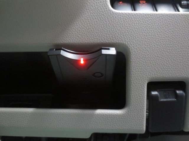 デイズルークス ６６０　Ｘ　４ＷＤ　純正メモリーナビ・ＴＶ・アラウンドビューモ　プリクラッシュ　全周囲　アイドリングストップ機能　１オーナー車　アルミ　Ｓキー　ナビＴＶ　ＥＴＣ車載器　運転席エアバック　デュアルエアバッグ　バックカメラ　フルオートエアコン　パワーウィンドウ　ＡＢＳ（10枚目）