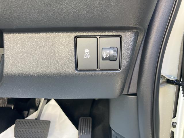 Ｎ－ＢＯＸカスタム ベースグレード　４ＷＤ　届け出済み未使用車　両側スライド・片側電動　クリアランスソナー　オートクルーズコントロール　レーンアシスト　衝突被害軽減システム　ＬＥＤヘッドランプ　スマートキー　アイドリングストップ（9枚目）