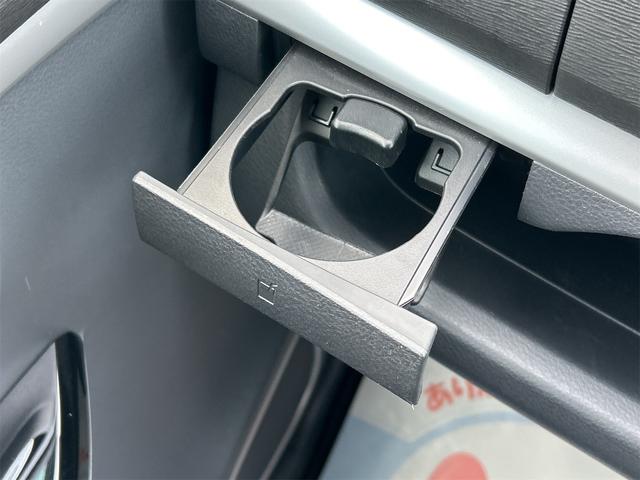 ワゴンＲスティングレー スティングレー　Ｘ　４ＷＤ　１ＤＩＮオーディオ　オートライト　シートヒーター　衝突被害軽減システム　アイドリングストップ　横滑り防止機能　オートエアコン　プッシュスタート　スマートキー　純正アルミホイール　盗難防止システム（31枚目）