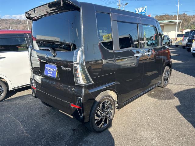 タント カスタムＸ　４ＷＤ　ナビ　パノラマビューモニター　両側パワースライドドア　オートライト　衝突被害軽減システム　アイドリングストップ　横滑り防止機能　プッシュスタート　スマートキー　オートエアコン　盗難防止システム（5枚目）