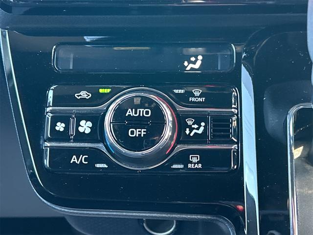 タント カスタムＸ　４ＷＤ　ナビ　パノラマビューモニター　両側パワースライドドア　オートライト　衝突被害軽減システム　アイドリングストップ　横滑り防止機能　プッシュスタート　スマートキー　オートエアコン　盗難防止システム（13枚目）