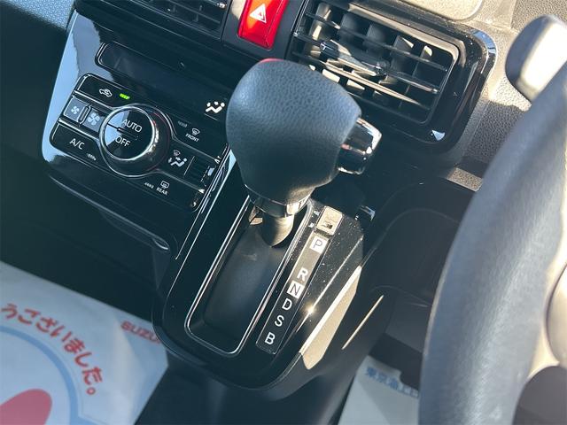タント カスタムＸ　４ＷＤ　ナビ　パノラマビューモニター　両側パワースライドドア　オートライト　衝突被害軽減システム　アイドリングストップ　横滑り防止機能　プッシュスタート　スマートキー　オートエアコン　盗難防止システム（14枚目）