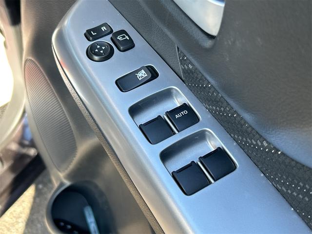 スペーシア Ｇリミテッド　２ＷＤ　ナビ　全方位カメラ　Ｂｌｕｅｔｏｏｔｈ　両側スライド片側パワースライドドア　衝突被害軽減システム　アイドリングストップ　横滑り防止機能　オートエアコン　プッシュスタート　スマートキー　社外アルミホイール　盗難防止システム（43枚目）