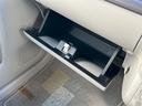 車検証などを入れるグローブボックスです
