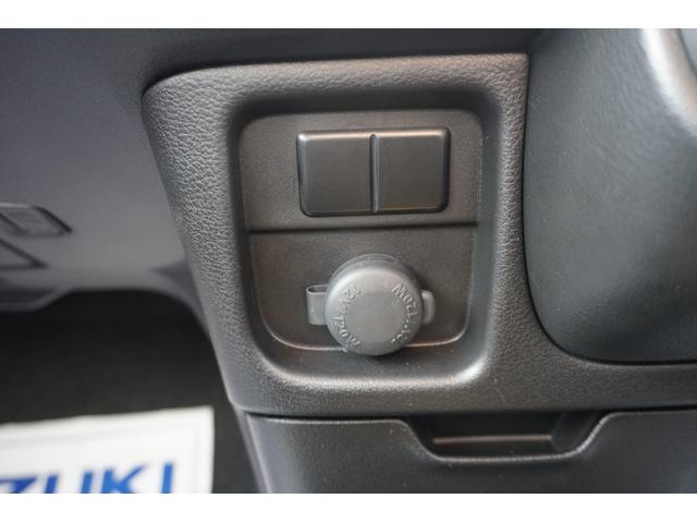 ソリオ Ｇ　２型　２ＷＤ　ＣＶＴ　衝突被害軽減ブレーキシステム　後退時ブレーキサポート　車線逸脱警報機能　先行車お知らせ機能　オートライトシステム　前後誤発進抑制機能（26枚目）