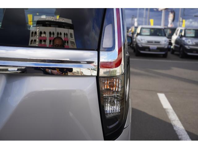 ソリオ Ｇ　２型　２ＷＤ　ＣＶＴ　衝突被害軽減ブレーキシステム　後退時ブレーキサポート　車線逸脱警報機能　先行車お知らせ機能　オートライトシステム　前後誤発進抑制機能（37枚目）