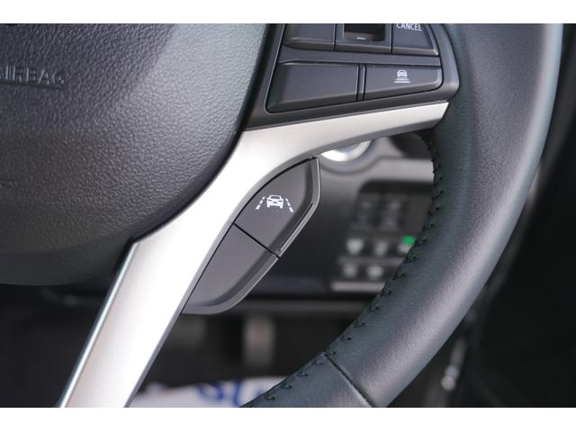 ソリオ ＨＹＢＲＩＤ　ＭＺ　３型　４ＷＤ　ＣＶＴ　全方位カメラ付ナビ　スズキコネクト対応　衝突被害軽減ブレーキシステム　先行車お知らせ機能　低速時ブレーキサポート　前後誤発進抑制機能　車線逸脱警報機能（36枚目）