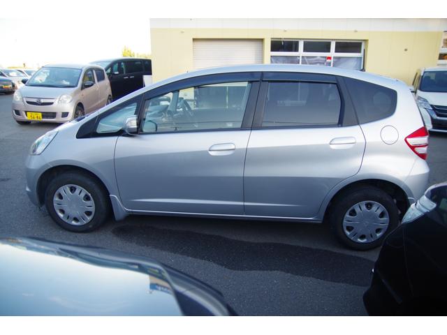 フィット Ｇ（11枚目）