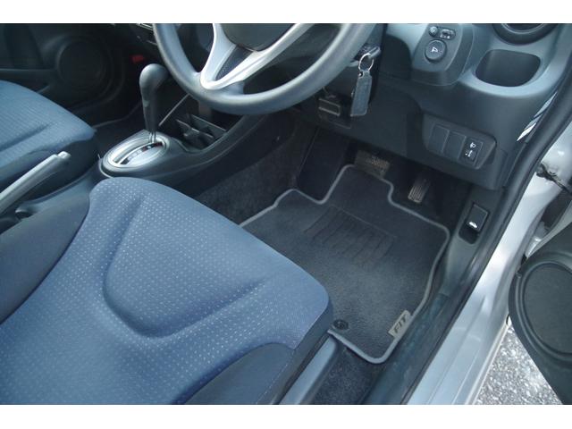 フィット Ｇ（13枚目）