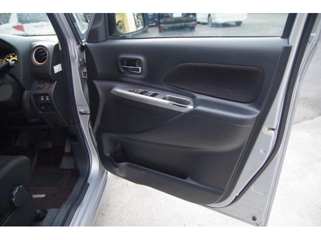 デイズルークス ハイウェイスター　ターボ　一年保証　４ＷＤ　ターボ　両側パワースライドドア　地デジ　ナビ　アラウンドビューモニター　Ｂｌｕｅｔｏｏｔｈ　シートヒーター　エンジンスターター（8枚目）