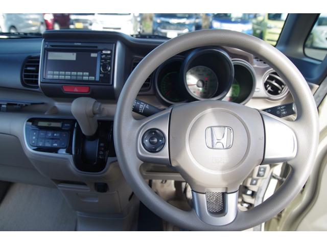 Ｎ－ＢＯＸ Ｇ・Ｌパッケージ　一年保証　４ＷＤ　パワースライドドア　プッシュスタート　バックカメラ　ＣＤ　　Ｂｌｕｅｔｏｏｔｈ（4枚目）