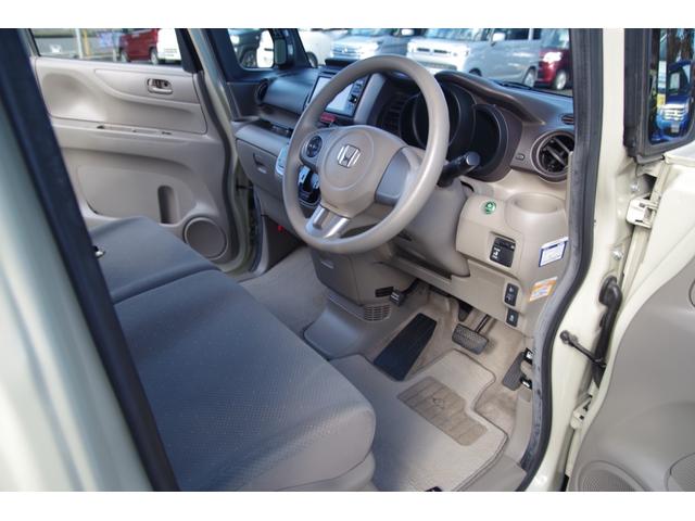 Ｎ－ＢＯＸ Ｇ・Ｌパッケージ　一年保証　４ＷＤ　パワースライドドア　プッシュスタート　バックカメラ　ＣＤ　　Ｂｌｕｅｔｏｏｔｈ（9枚目）