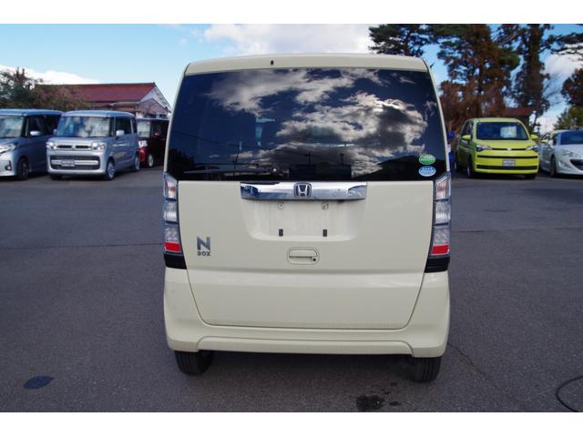 Ｎ－ＢＯＸ Ｇ・Ｌパッケージ　一年保証　４ＷＤ　パワースライドドア　プッシュスタート　バックカメラ　ＣＤ　　Ｂｌｕｅｔｏｏｔｈ（16枚目）
