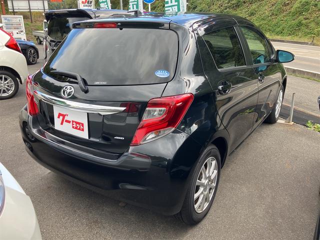 ヴィッツ U 4WD ドライブレコーダー ETC バックカメラ ナビ アルミホイール オートライト スマートキー 電動格納ミラー シートヒーター CVT 盗難防止システム 衝突安全ボディ ABS ESC USB(15枚目)