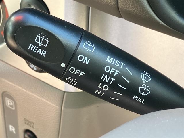 エブリイワゴン JPターボ 4WD 両側スライドドア 電動格納ミラー シートヒーター AT 盗難防止システム ABS CD アルミホイール 衝突安全ボディ エアコン パワーステアリング パワーウィンドウ 運転席エアバッグ(4枚目)