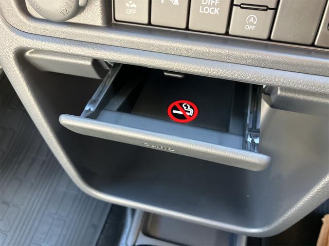 キャリイトラック ＫＣエアコン・パワステ農繁仕様　４ＷＤ　軽トラック　ＭＴ　衝突被害軽減システム　クリアランスソナー　レーンアシスト　アイドリングストップ　オートライト　ＥＳＣ　エアコン　パワーステアリング　パワーウィンドウ　運転席エアバッグ（26枚目）