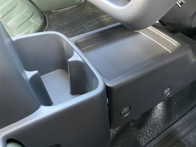 キャリイトラック ＫＣエアコン・パワステ農繁仕様　４ＷＤ　軽トラック　ＭＴ　衝突被害軽減システム　クリアランスソナー　レーンアシスト　アイドリングストップ　オートライト　ＥＳＣ　エアコン　パワーステアリング　パワーウィンドウ　運転席エアバッグ（28枚目）