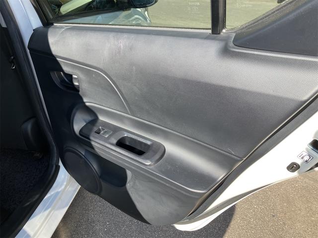 アクア Ｓ　ＥＴＣ　バックカメラ　ナビ　ＴＶ　アルミホイール　オートライト　スマートキー　電動格納ミラー　ＣＶＴ　衝突安全ボディ　ＡＢＳ　ＥＳＣ　ＣＤ　Ｂｌｕｅｔｏｏｔｈ　エアコン　パワーステアリング（44枚目）