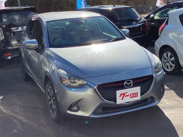 デミオ ＸＤツーリング　４ＷＤ　オートクルーズコントロール　レーンアシスト　衝突被害軽減システム　アルミホイール　オートライト　ＬＥＤヘッドランプ　スマートキー　アイドリングストップ　ＡＴ　盗難防止システム　衝突安全ボディ（13枚目）