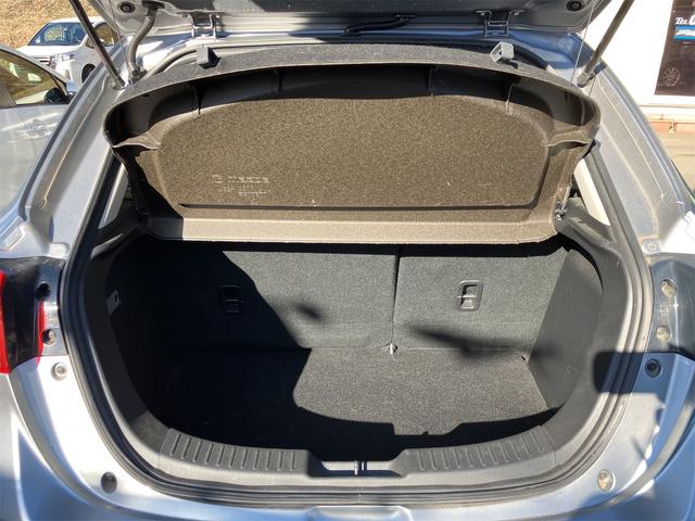 デミオ ＸＤツーリング　４ＷＤ　オートクルーズコントロール　レーンアシスト　衝突被害軽減システム　アルミホイール　オートライト　ＬＥＤヘッドランプ　スマートキー　アイドリングストップ　ＡＴ　盗難防止システム　衝突安全ボディ（42枚目）