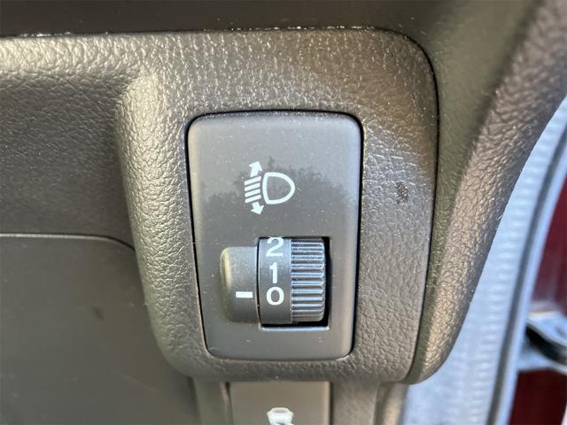 Ｎ－ＢＯＸ Ｇ　ＳＳパッケージ　４ＷＤ　バックカメラ　両側電動スライドドア　ナビ　スマートキー　アイドリングストップ　電動格納ミラー　ベンチシート　後席モニター　ＣＶＴ　盗難防止システム　ＡＢＳ　ＥＳＣ　ＣＤ　衝突安全ボディ（28枚目）