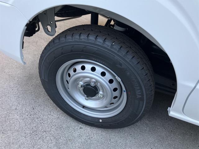 ミニキャブバン 　４ＷＤ　ＣＶＴ　衝突被害軽減システム　クリアランスソナー　レーンアシスト　両側スライドドア　アイドリングストップ　ＥＳＣ　エアコン　パワーステアリング　パワーウィンドウ　運転席エアバッグ（28枚目）