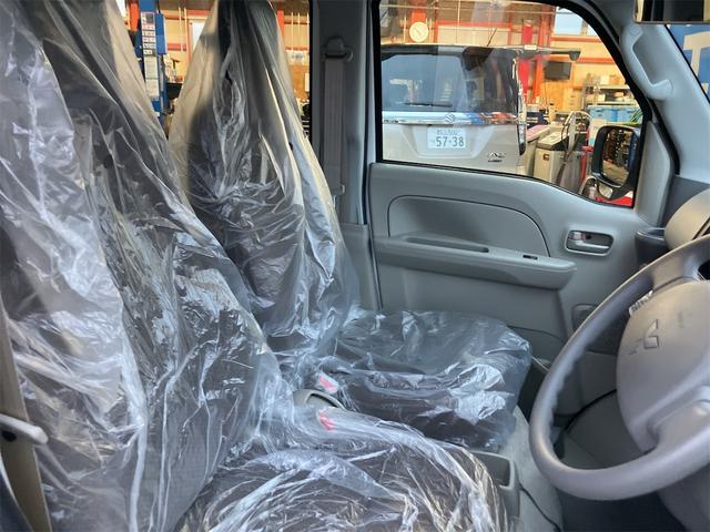 ミニキャブバン 　４ＷＤ　ＣＶＴ　衝突被害軽減システム　クリアランスソナー　レーンアシスト　両側スライドドア　アイドリングストップ　ＥＳＣ　エアコン　パワーステアリング　パワーウィンドウ　運転席エアバッグ（42枚目）