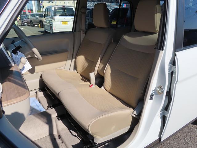 アルトラパン Ｘ　４ＷＤ　純正オーディオ　オートライト　シートヒーター　ＥＴＣ　衝突被害軽減システム　アイドリングストップ　横滑り防止機能　オートエアコン　プッシュスタート　スマートキー　盗難防止システム（30枚目）