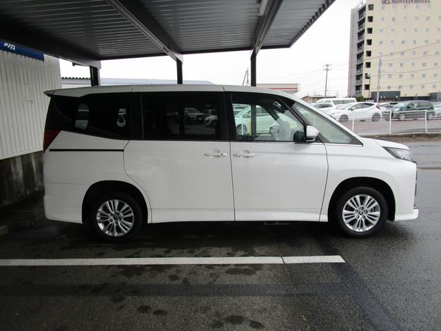 ノア Ｓ－Ｚ　４ＷＤ　レンタカーＵＰ　８インチナビ　ＥＴＣ　シートヒーター　オートライト　両側パワースライドドア　クルーズコントロール　衝突被害軽減システム　横滑り防止機能　プッシュスタート　スマートキー　盗難防止システム（27枚目）