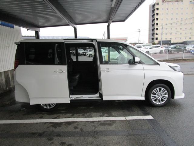 ノア Ｓ－Ｚ　４ＷＤ　レンタカーＵＰ　８インチナビ　ＥＴＣ　シートヒーター　オートライト　両側パワースライドドア　クルーズコントロール　衝突被害軽減システム　横滑り防止機能　プッシュスタート　スマートキー　盗難防止システム（28枚目）