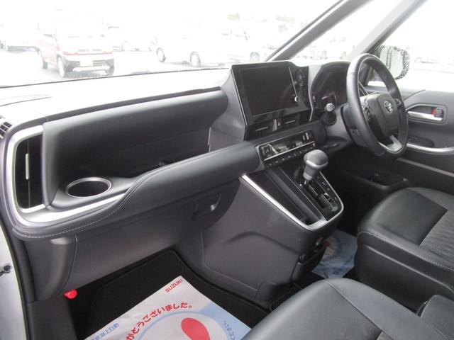 ノア Ｓ－Ｚ　４ＷＤ　レンタカーＵＰ　８インチナビ　ＥＴＣ　シートヒーター　オートライト　両側パワースライドドア　クルーズコントロール　衝突被害軽減システム　横滑り防止機能　プッシュスタート　スマートキー　盗難防止システム（37枚目）
