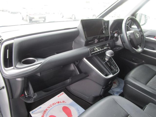 ノア Ｓ－Ｚ　４ＷＤ　レンタカーＵＰ　８インチナビ　ＥＴＣ　シートヒーター　オートライト　両側パワースライドドア　クルーズコントロール　衝突被害軽減システム　横滑り防止機能　プッシュスタート　スマートキー　盗難防止システム（38枚目）