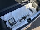 万が一の為の応急パンク修理キットが荷室床下に装備しております。