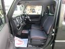 内装にポイントカラーが入っているのでシンプルですがおしゃれな車内です♪