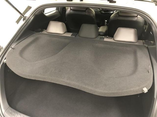 パッケージトレイを標準装備！荷物に直射日光が当たるのを防ぐことができます。また荷物が外から見えないので防犯面でも安心です！