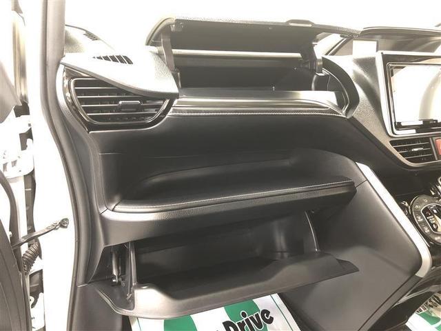 エスクァイア Ｇｉ　４ＷＤ　フルセグ　メモリーナビ　ＤＶＤ再生　ミュージックプレイヤー接続可　バックカメラ　衝突被害軽減システム　ＥＴＣ　ドラレコ　両側電動スライド　ＬＥＤヘッドランプ　乗車定員７人　３列シート　記録簿（28枚目）