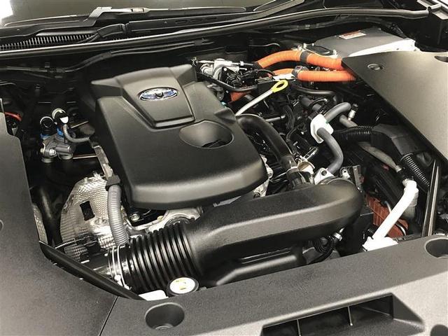 クラウンハイブリッド ＲＳアドバンス　フルセグ　メモリーナビ　ＤＶＤ再生　ミュージックプレイヤー接続可　バックカメラ　衝突被害軽減システム　ＥＴＣ　ドラレコ　ＬＥＤヘッドランプ　ワンオーナー　記録簿　アイドリングストップ（35枚目）