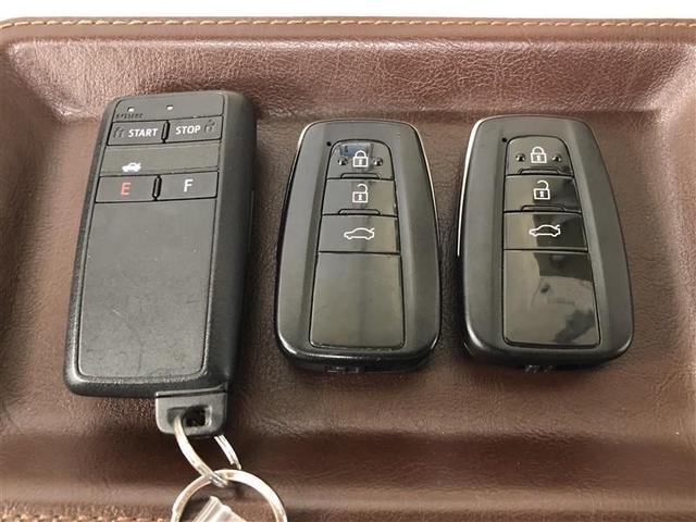 クラウンハイブリッド ＲＳアドバンス　フルセグ　メモリーナビ　ＤＶＤ再生　ミュージックプレイヤー接続可　バックカメラ　衝突被害軽減システム　ＥＴＣ　ドラレコ　ＬＥＤヘッドランプ　ワンオーナー　記録簿　アイドリングストップ（37枚目）