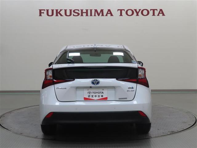 プリウス Ｓ　４ＷＤ　ワンセグ　メモリーナビ　ミュージックプレイヤー接続可　バックカメラ　衝突被害軽減システム　ＥＴＣ　ＬＥＤヘッドランプ　記録簿　アイドリングストップ（6枚目）