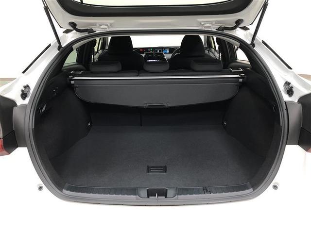 プリウス Ｓ　４ＷＤ　ワンセグ　メモリーナビ　ミュージックプレイヤー接続可　バックカメラ　衝突被害軽減システム　ＥＴＣ　ＬＥＤヘッドランプ　記録簿　アイドリングストップ（13枚目）